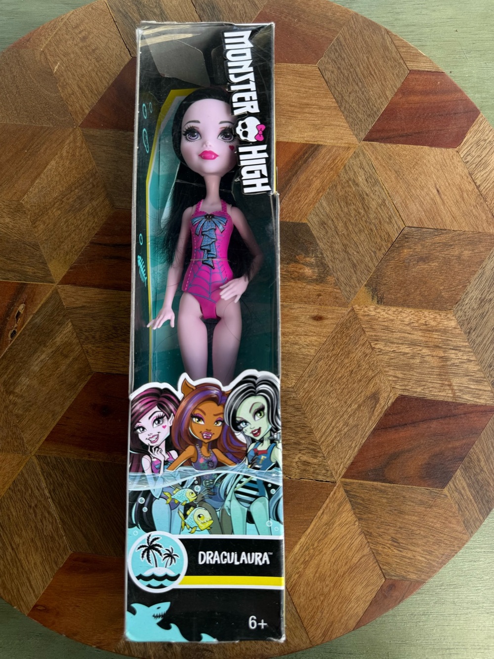 NIB Monster High Draculaura Swimsuit Doll G2 FJJ03 Mattel Vampire⁠